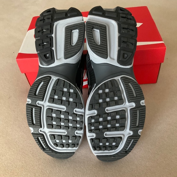 Nike V2K Run Sneakers - Picture 5 of 5